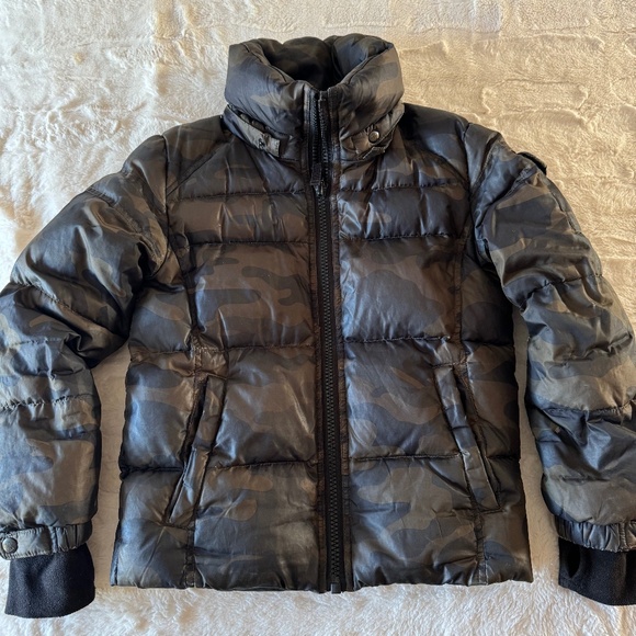 Nordstrom S13 Camo Puffer Kids Jacket Removable fur hood. - Picture 2 of 4